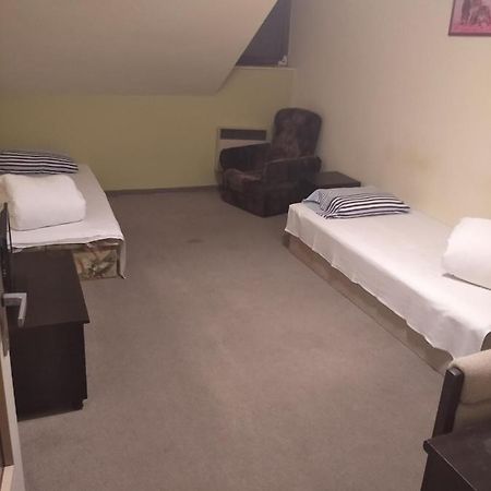 Zlaty Kriz Hotel กาปลิตเซ ภายนอก รูปภาพ