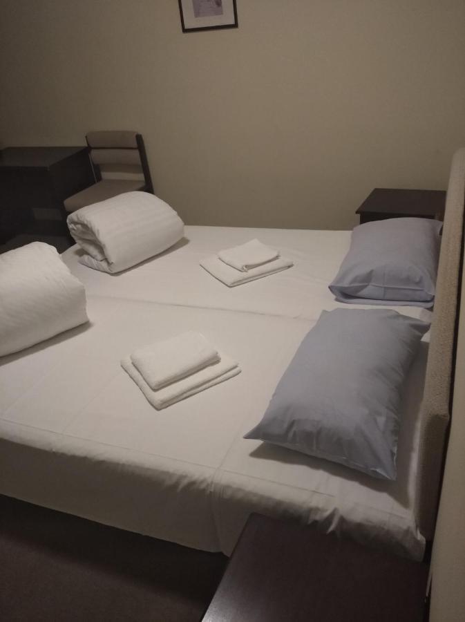 Zlaty Kriz Hotel กาปลิตเซ ภายนอก รูปภาพ